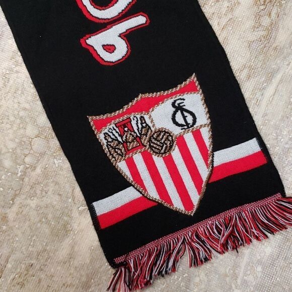 SEVILLE SOCCER ( FUTBOL ) CLUB SCARVE - Picture 2 of 5